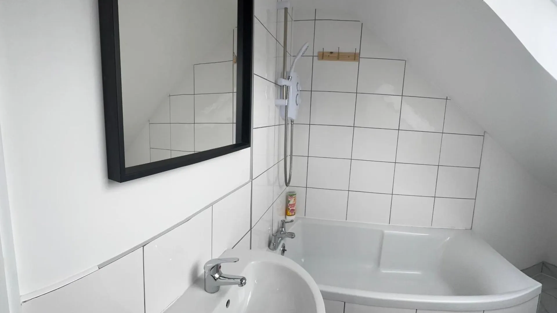 Two Top Floor Double Rooms Belvedere Holiday home