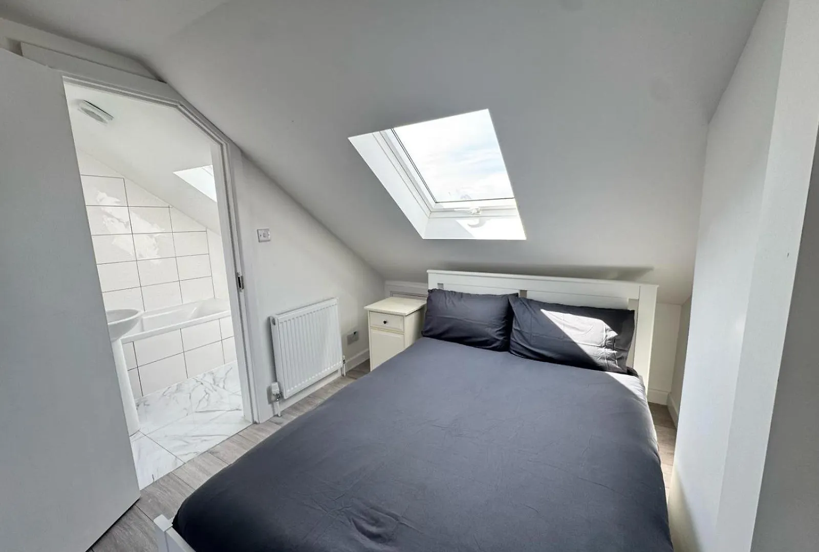 Two Top Floor Double Rooms contacts